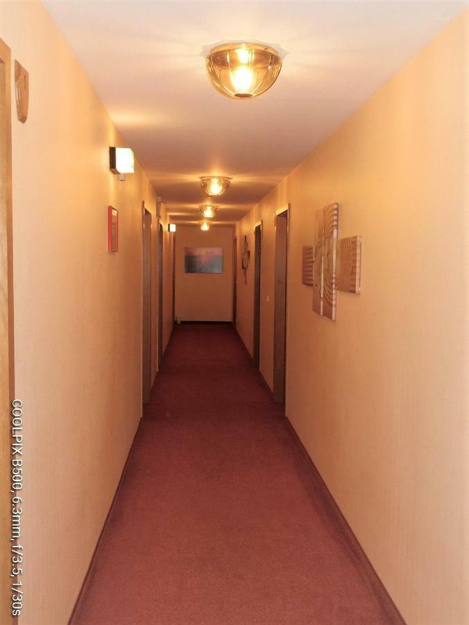 Gasthof Landhotel Gruner Baum Cadolzburg Buitenkant foto